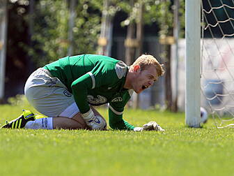 Ex-Ireland U21 keeper gets sus...